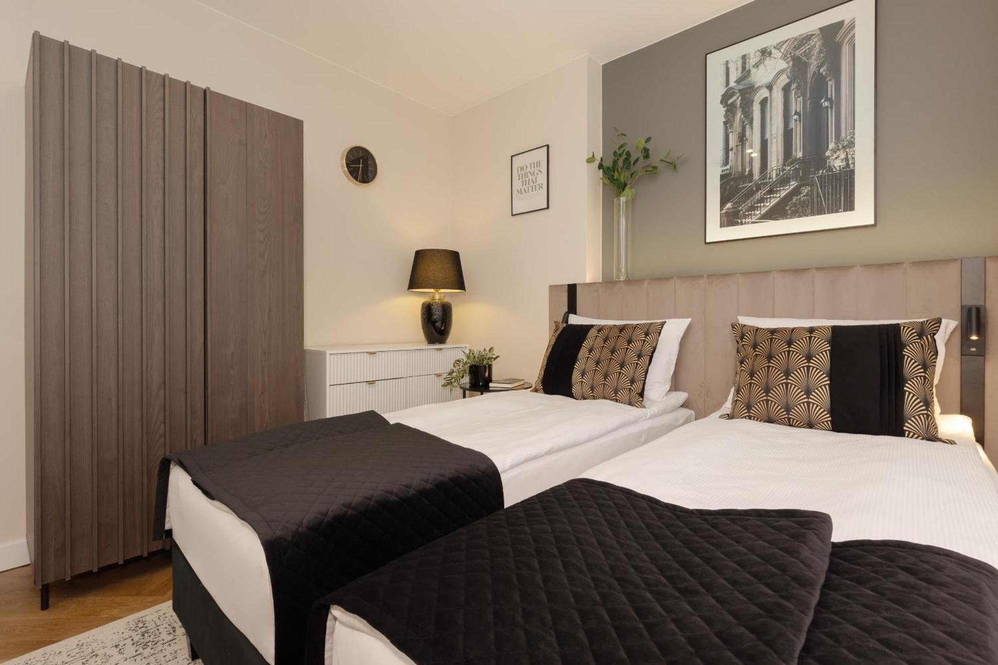 Lux Blue Moon Center Foksal By Renters Prestige Butas