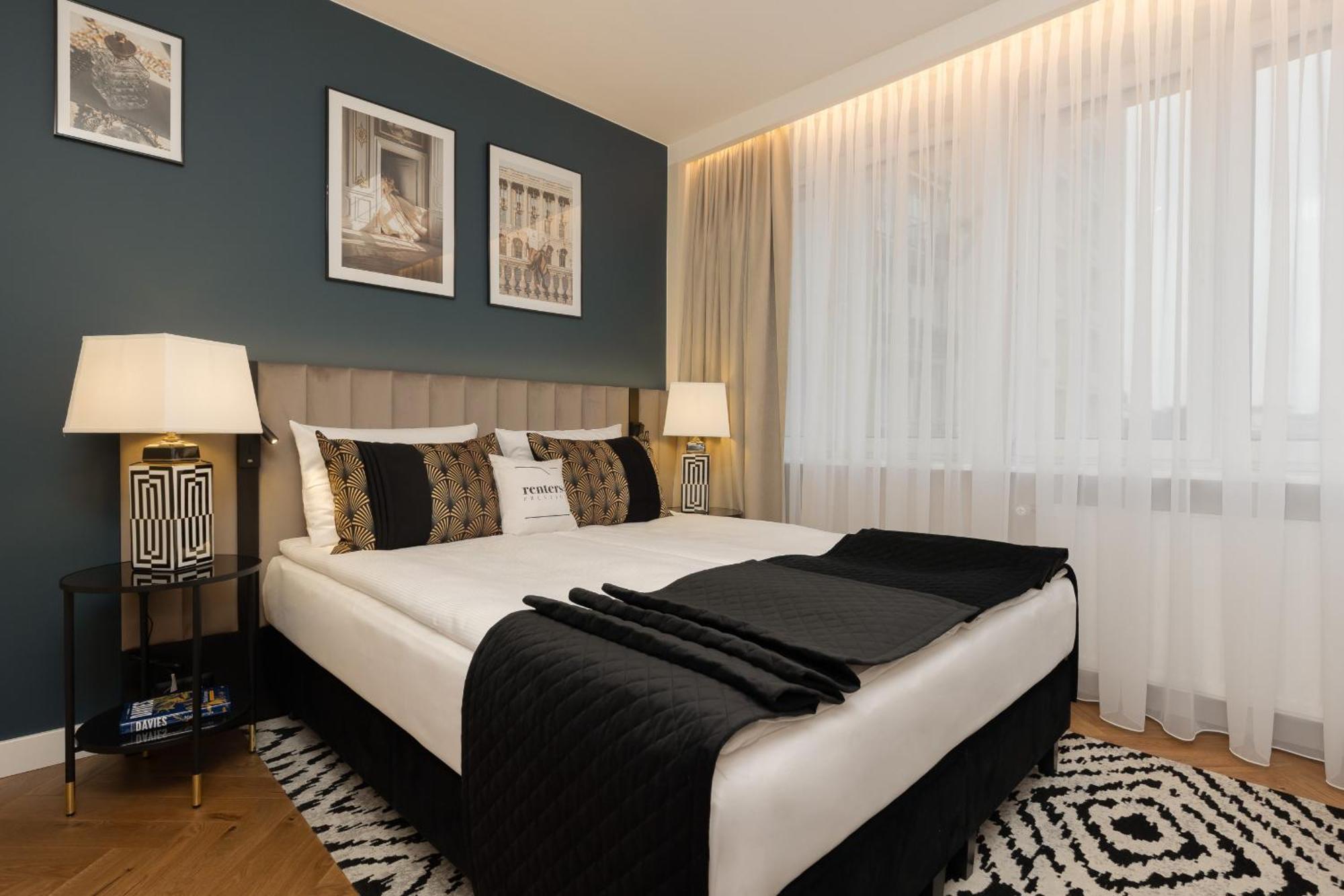 Butas Lux Blue Moon Center Foksal By Renters Prestige *